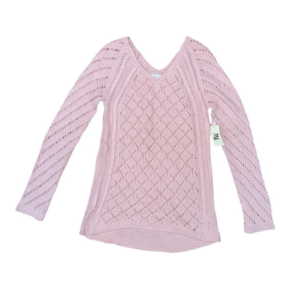 Max Studio Pink V-Neck Sweater with Intricate Knit